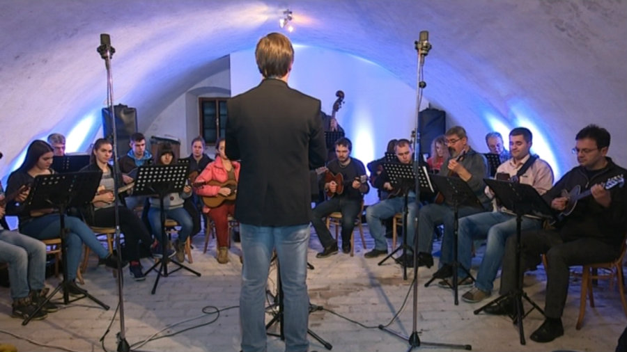 Gradski tamburaški orkestar Banja Luka u Slavonskom Brodu